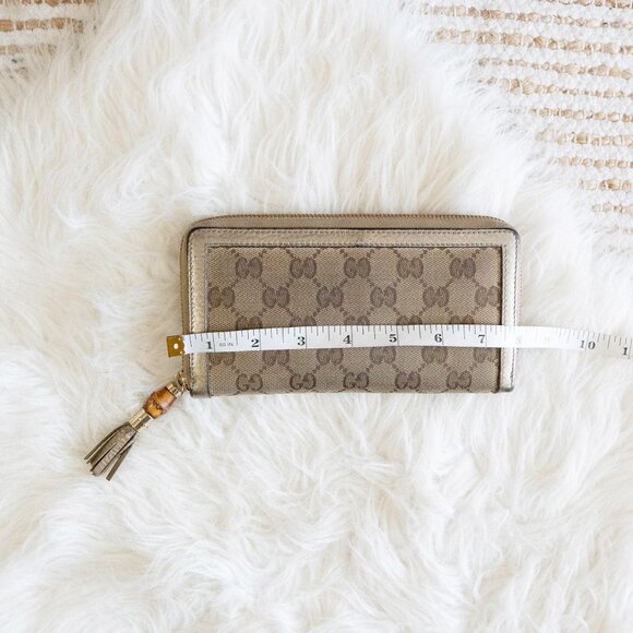Gucci GG Supreme Zip Around Canvas Wallet w/ Bamboo Tassel & Gold Leather Trim - Picture 12 of 13